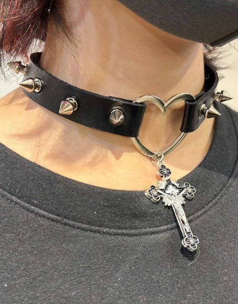 DimMoire【ディムモアール】骨型ピアス/Silver