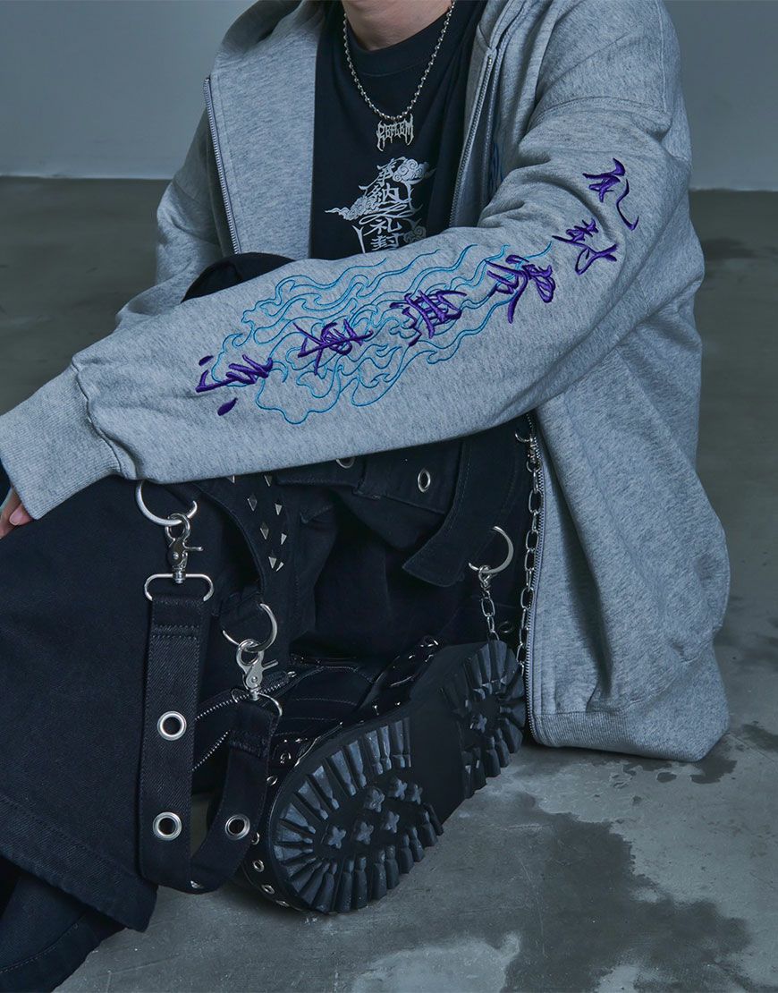 REFLEM【レフレム】オリエンタル刺繍ヘビーウェイトジップアップ