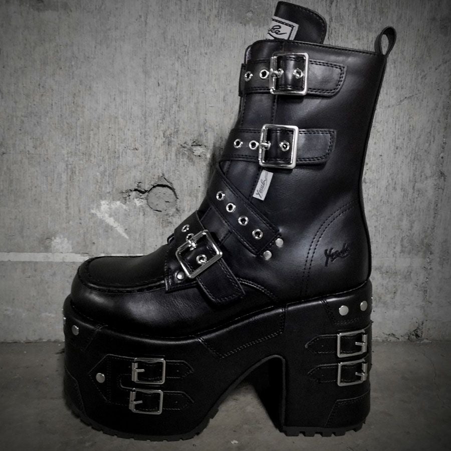 YOSUKE【ヨースケ】レディースデザインベルトスタッズプラットフォーム