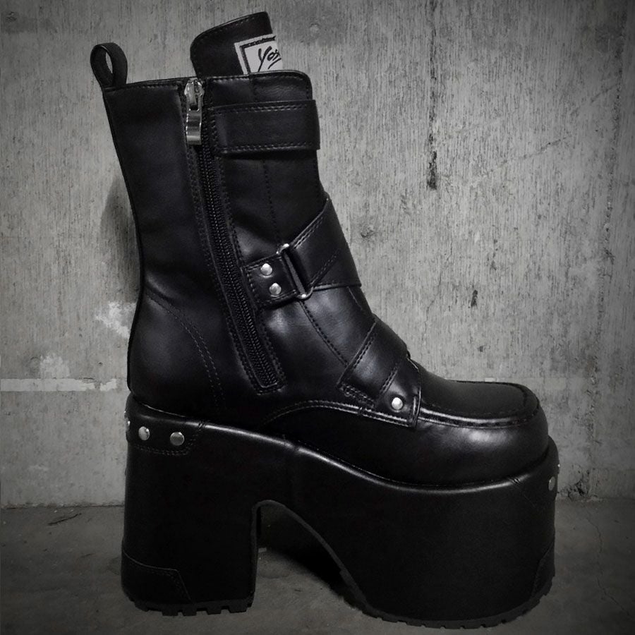 YOSUKE【ヨースケ】レディースデザインベルトスタッズプラットフォーム