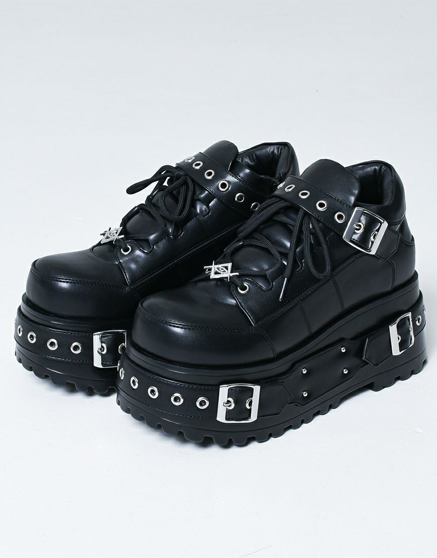 DimMoire【ディムモアール】ファー×スタッズサンダル/White