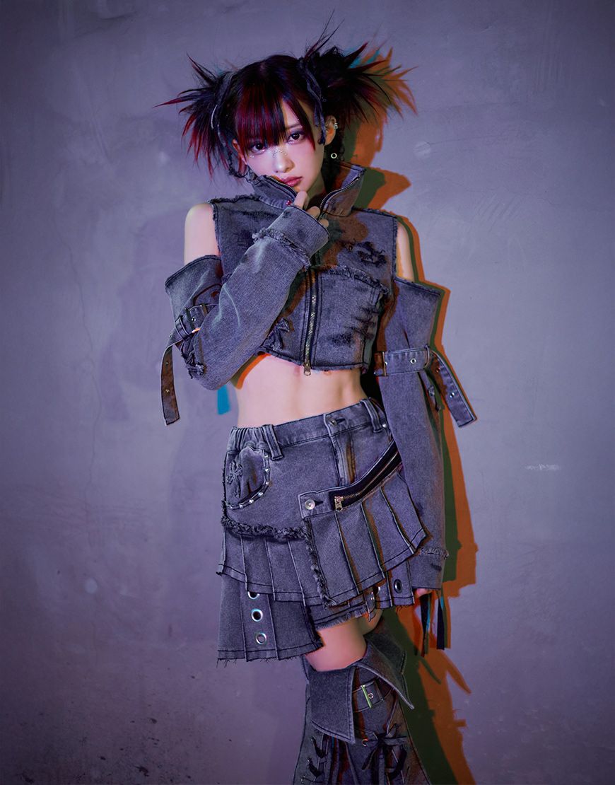 Grrr the Lipper【ガルルザリッパー】ケロイドデニム-仙骨/全2色