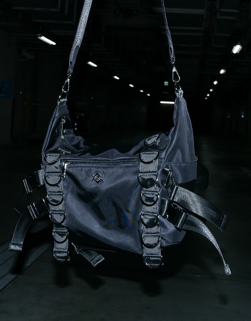 最終価格 レフレム REFLEM Dリングベルトショルダーバッグ グレー REFLEM【レフレム】Dリングデザインショルダーバッグ/全1色