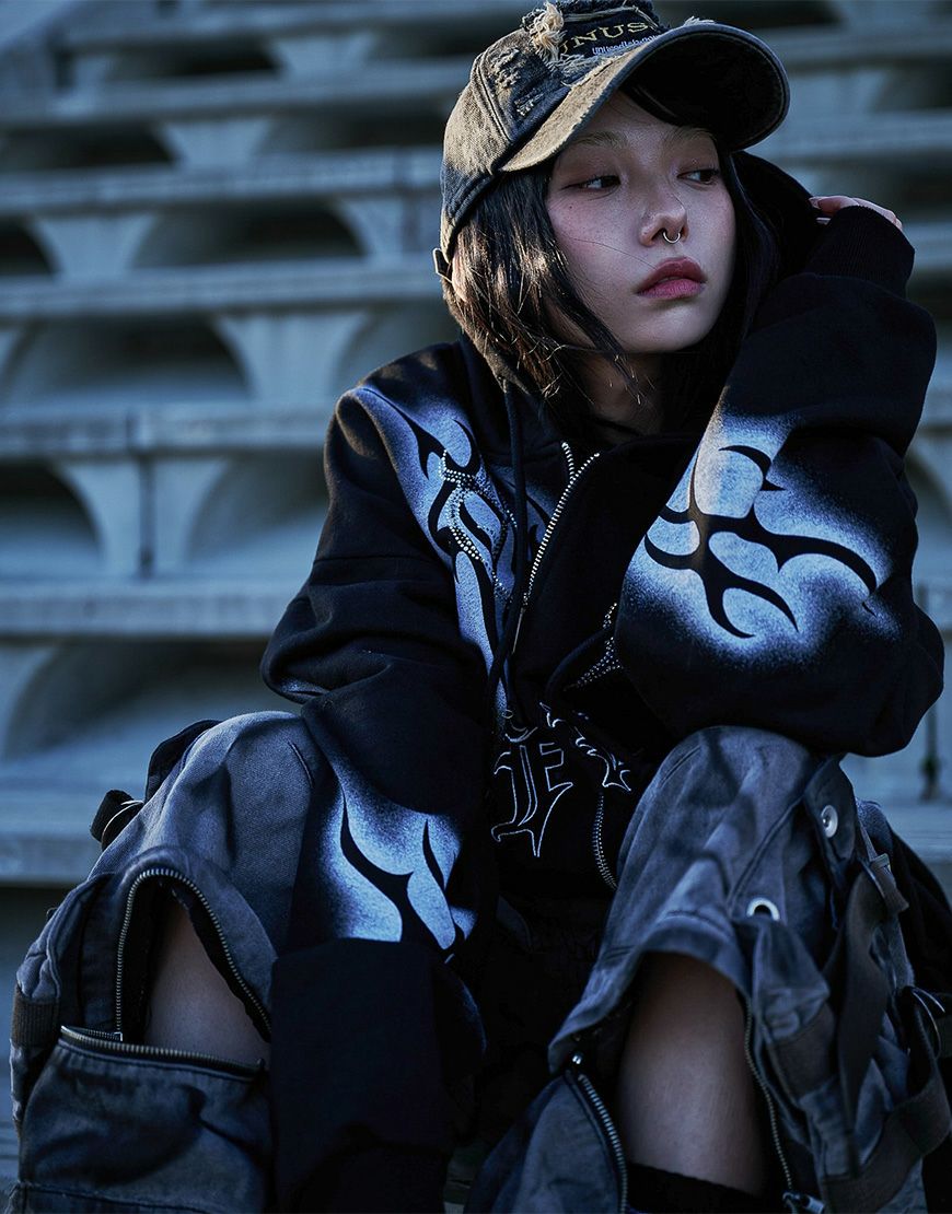 REFLEM【レフレム】トライバルラインストーン長袖ジップアップパーカー