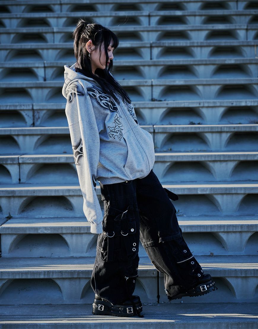 REFLEM【レフレム】トライバルラインストーン長袖ジップアップパーカー