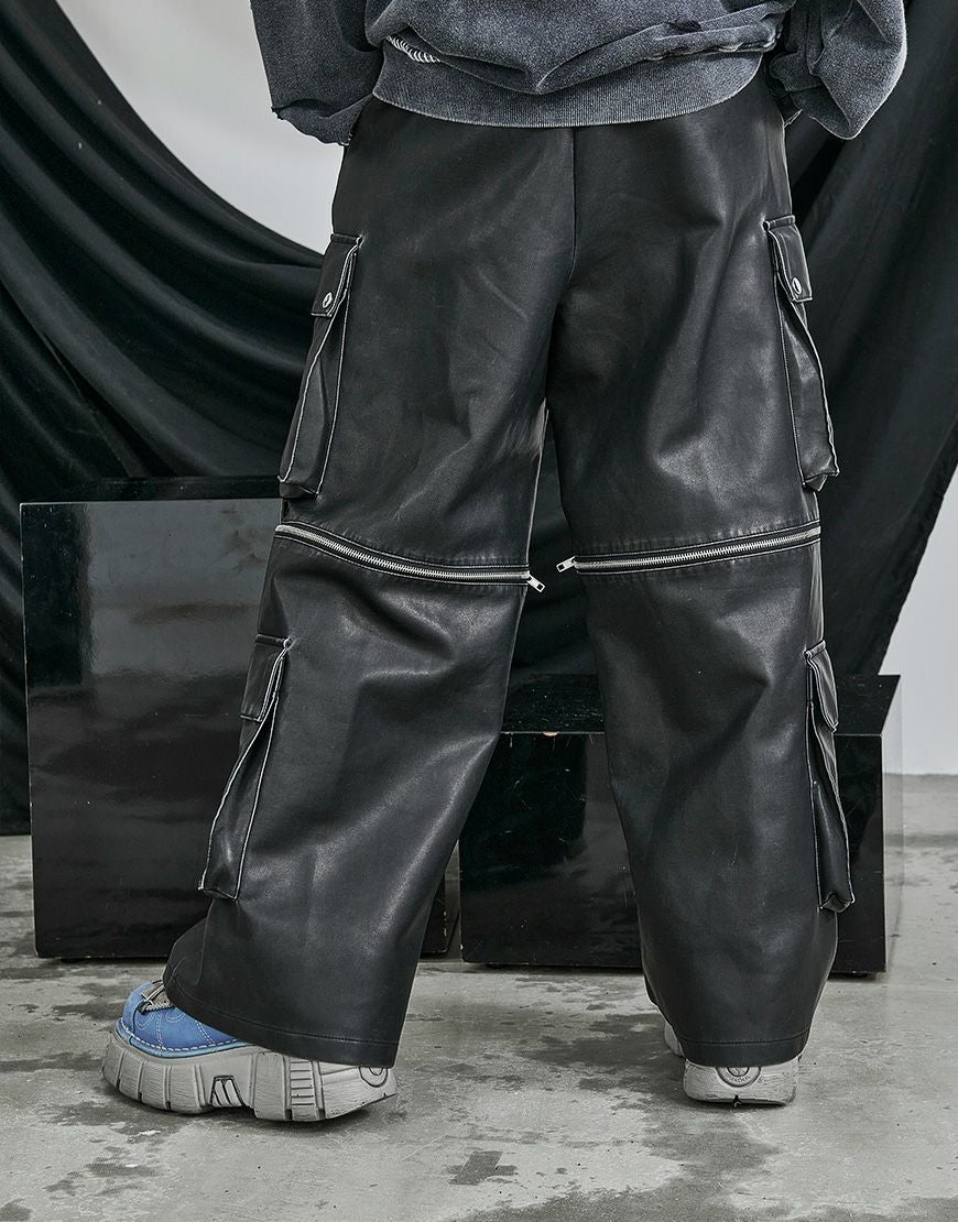 ililil【イルイルイル】2way gimmick synthetic leather cargo pants