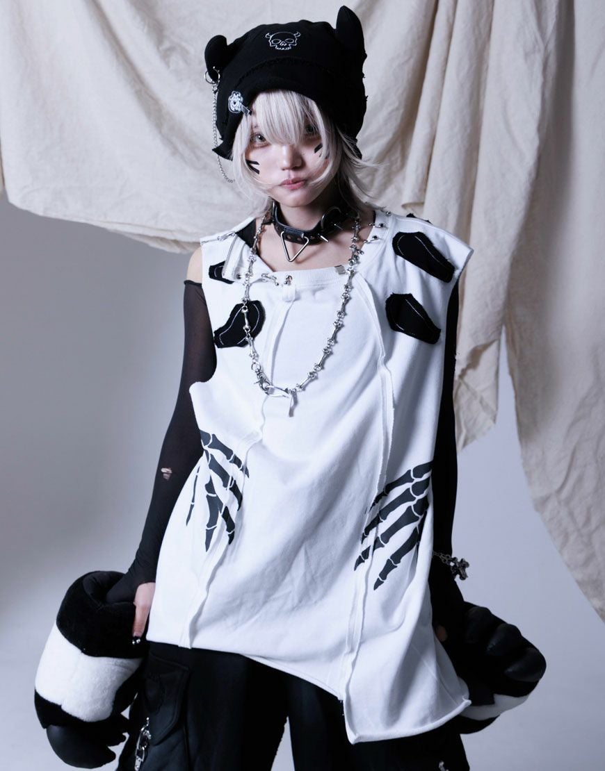Gamchu【ガムチュ】ボクの異世界武装だよ。ピアスBORNノースリーブT/全2色