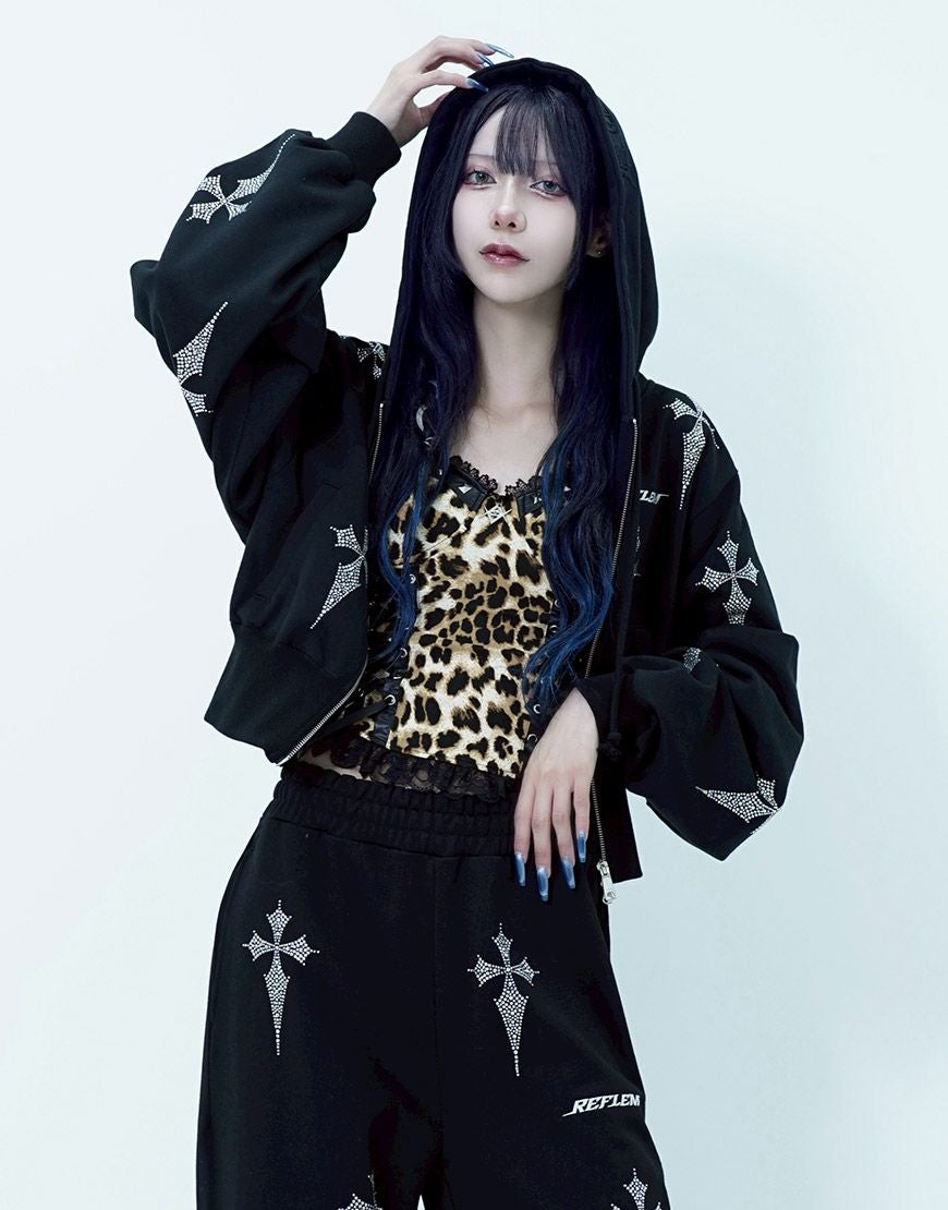 REFLEM【レフレム】ラインストーンクロス総柄長袖クロップドジップ