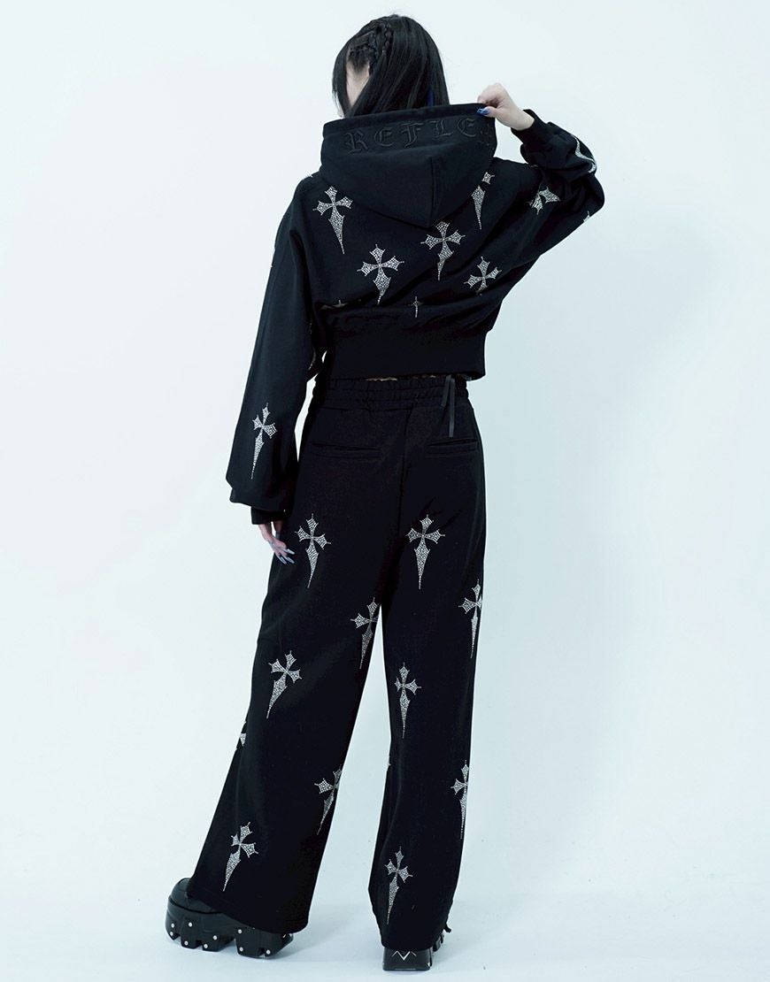 REFLEM【レフレム】ラインストーンクロス総柄長袖クロップドジップ