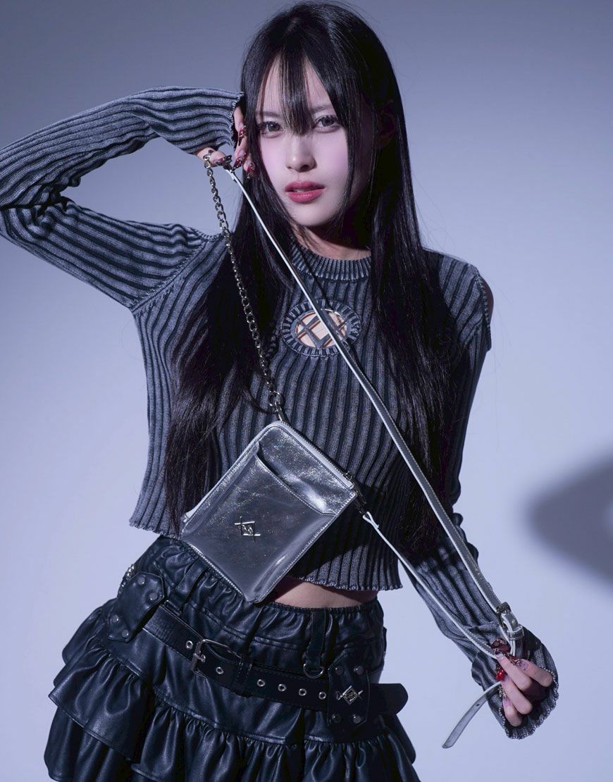 REFLEM【レフレム】ロゴチャーム付きPUレザースマホショルダーバッグ/全2色