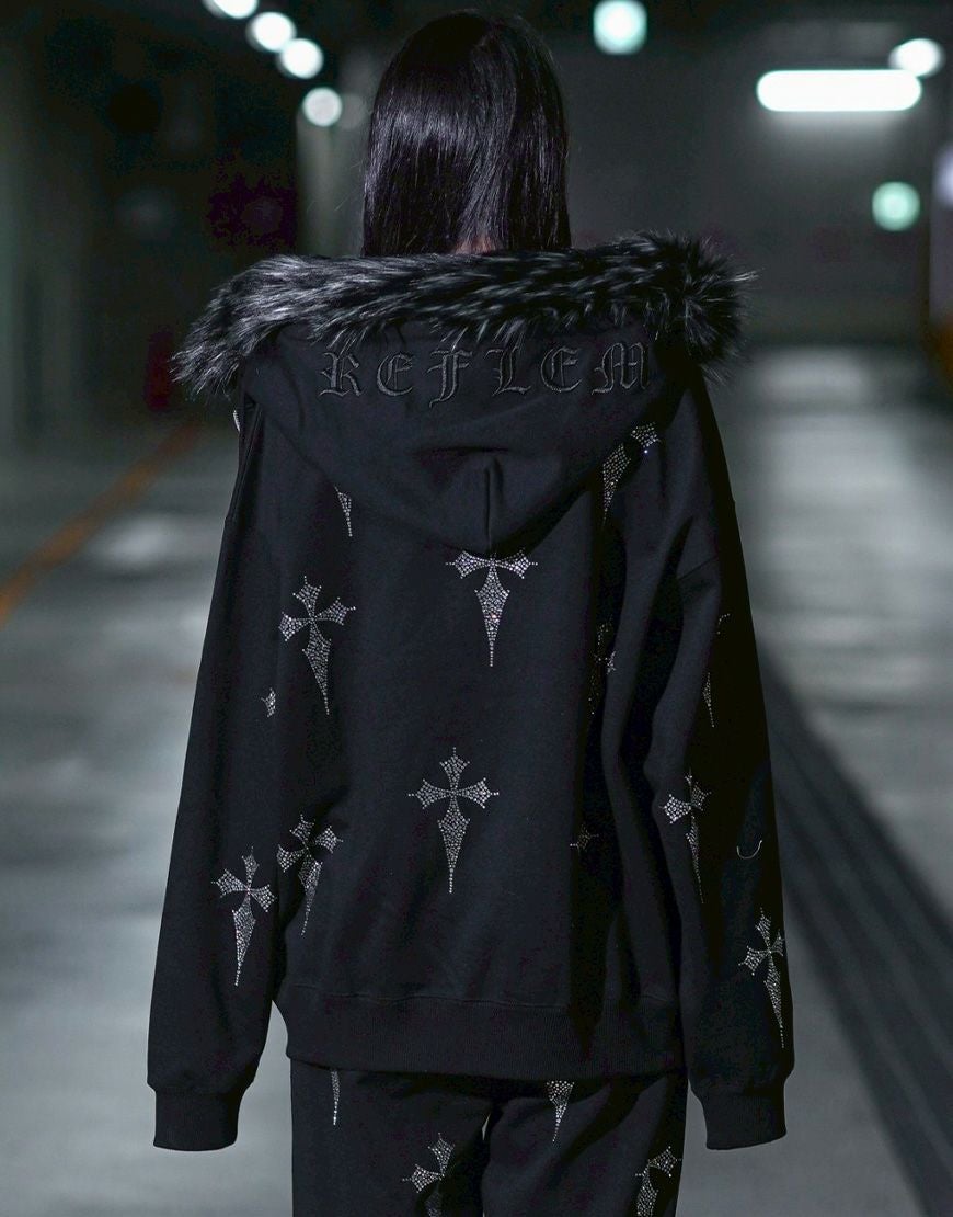 REFLEM【レフレム】ファー付きラインストーンクロス総柄長袖ジップ