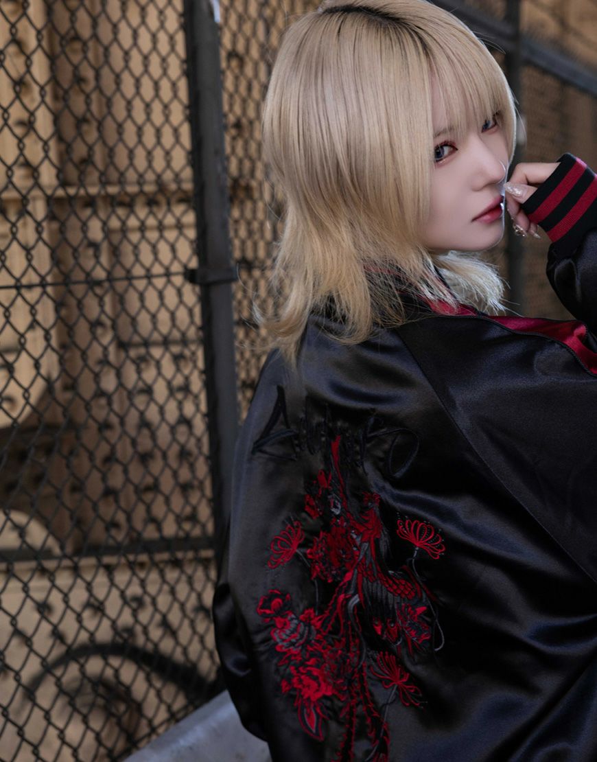AdaNous【アダナス】peony painting longshirt/全2色