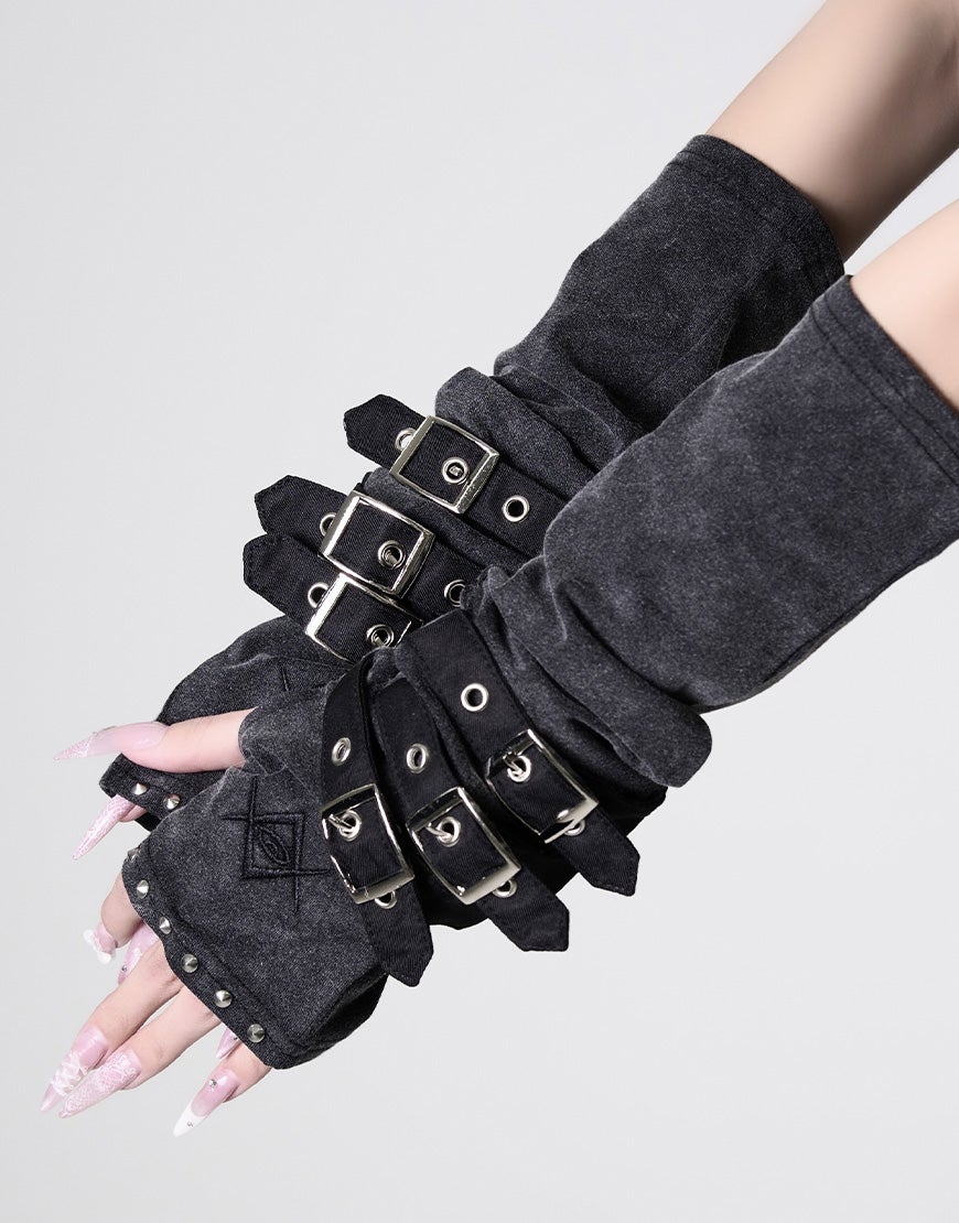 【6日間の限定特価】カールヘルム　エンブレム付黒ボンバー風革ジャケット ボンバージャケット レディース ナッパレザー（ダークボルドー
