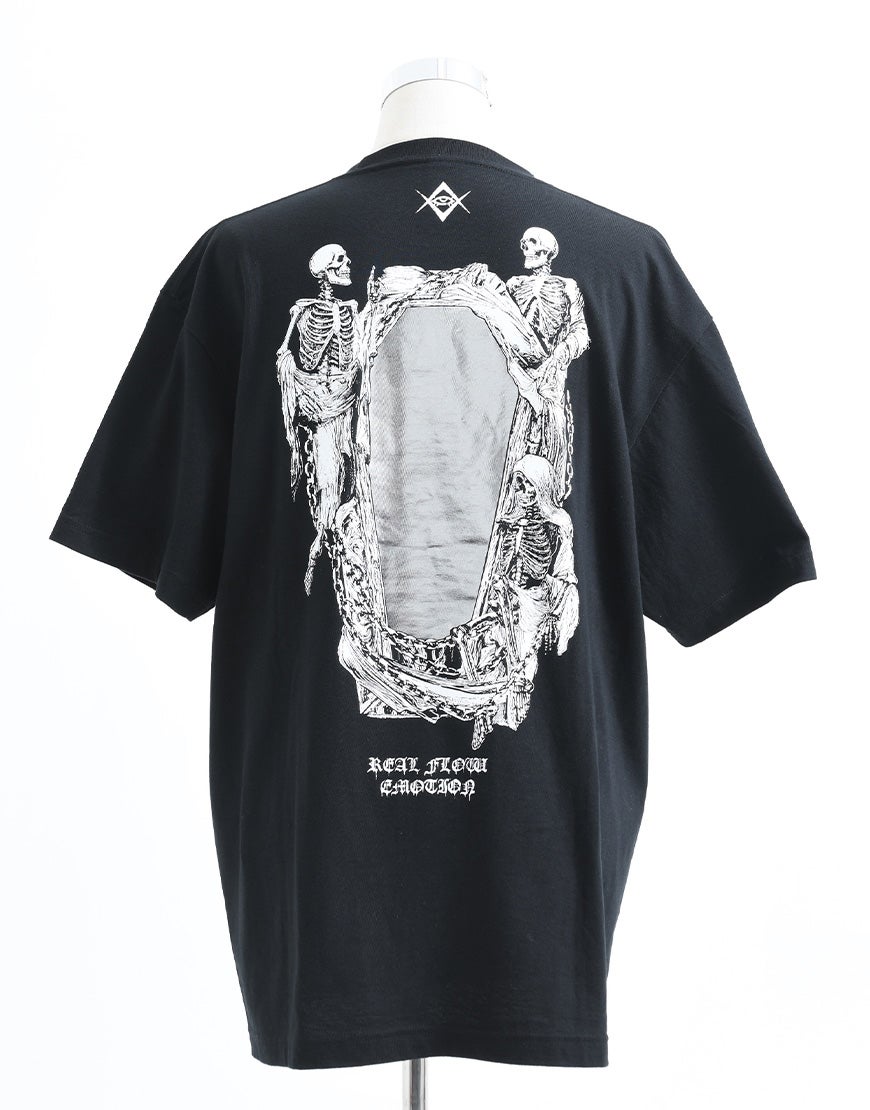 REFLEM【レフレム】ホログラムスカルプリント半袖Tシャツ/全2色
