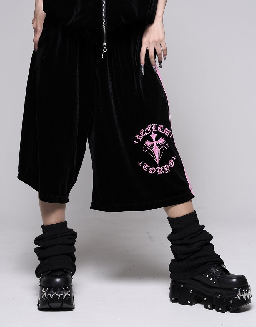 BLACKコムデギャルソン 吊りズボン　サロペット　ベロア　紫黒　サムエルパンツ REFLEM【レフレム】クロス刺繍ベロアハーフパンツ/全4色