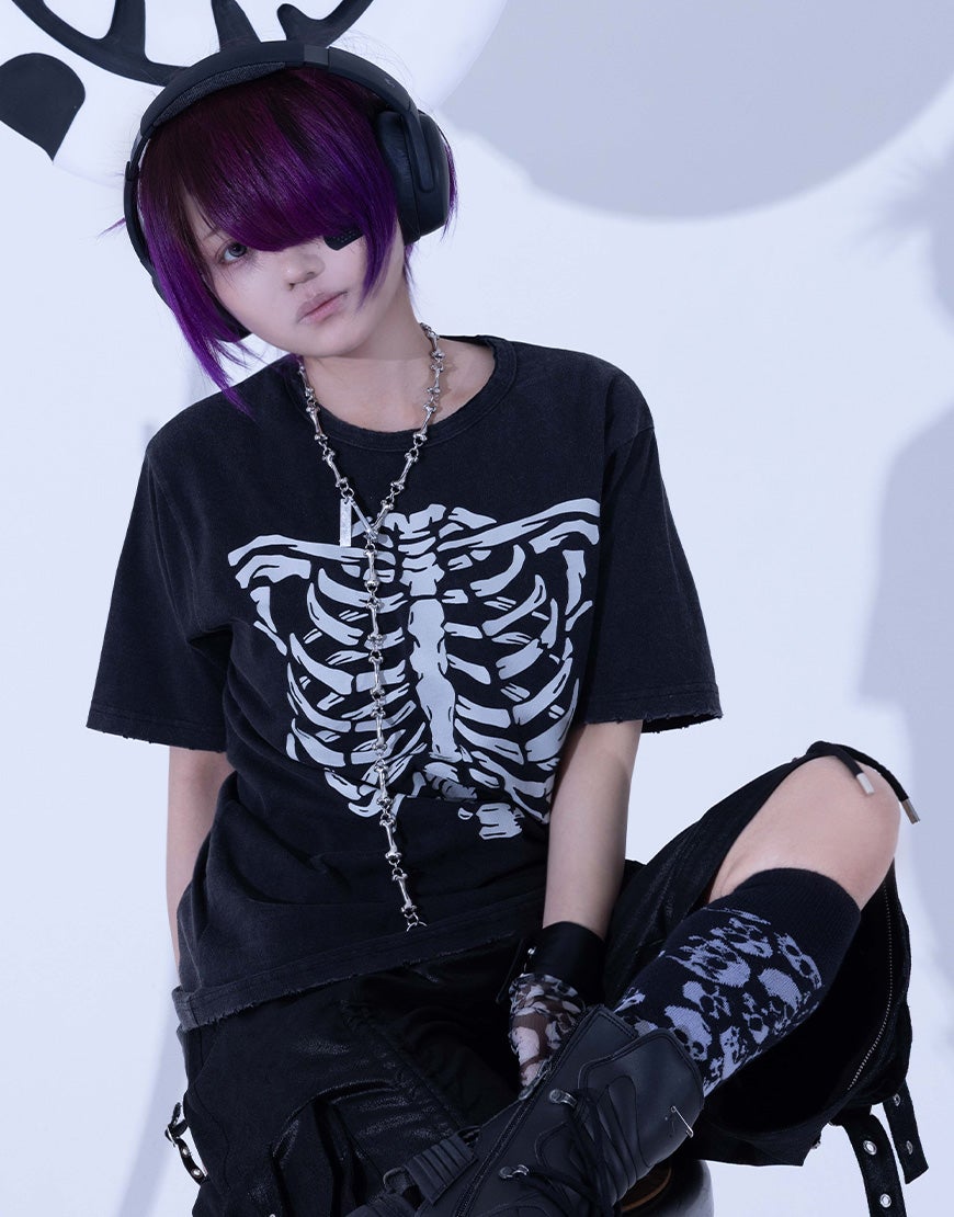 Gamchu【ガムチュ】ボクは夏に喰われて完全に骨抜きに 加工TEE/全2色