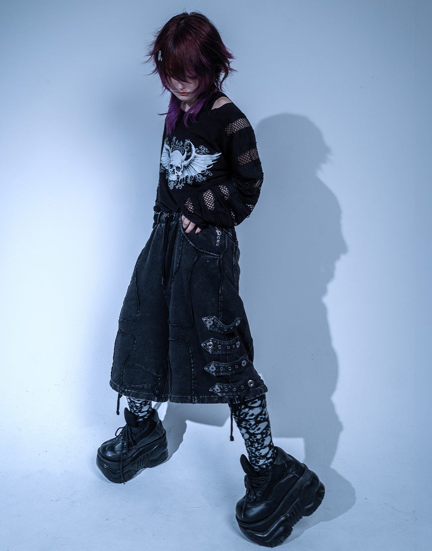 Gamchu 骨街までボクはコツコツ歩くよ BORNナポレオンスウェットショーツ Gamchu【ガムチュ】骨街までボクはコツコツ歩くよ BORNナポレオン