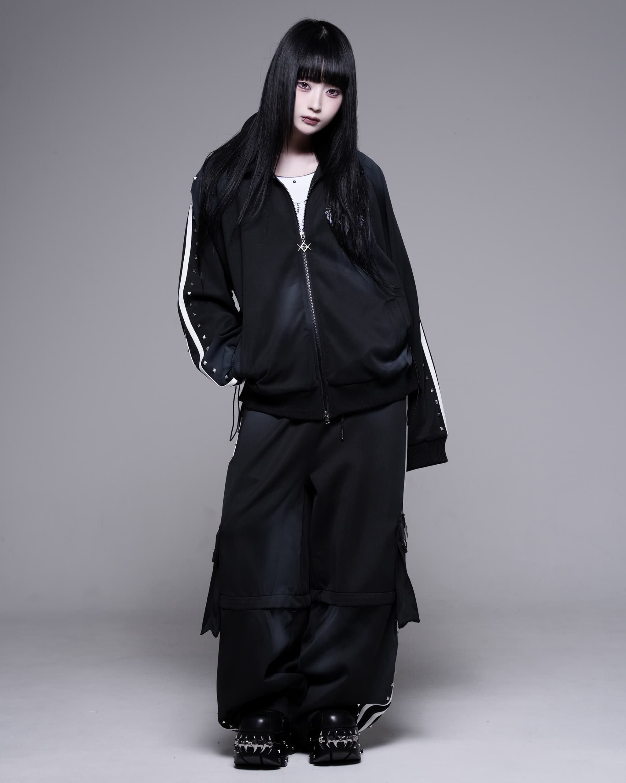 REFLEM【レフレム】2WAYスプレー加工スタッズラインジャージパンツ/全3色