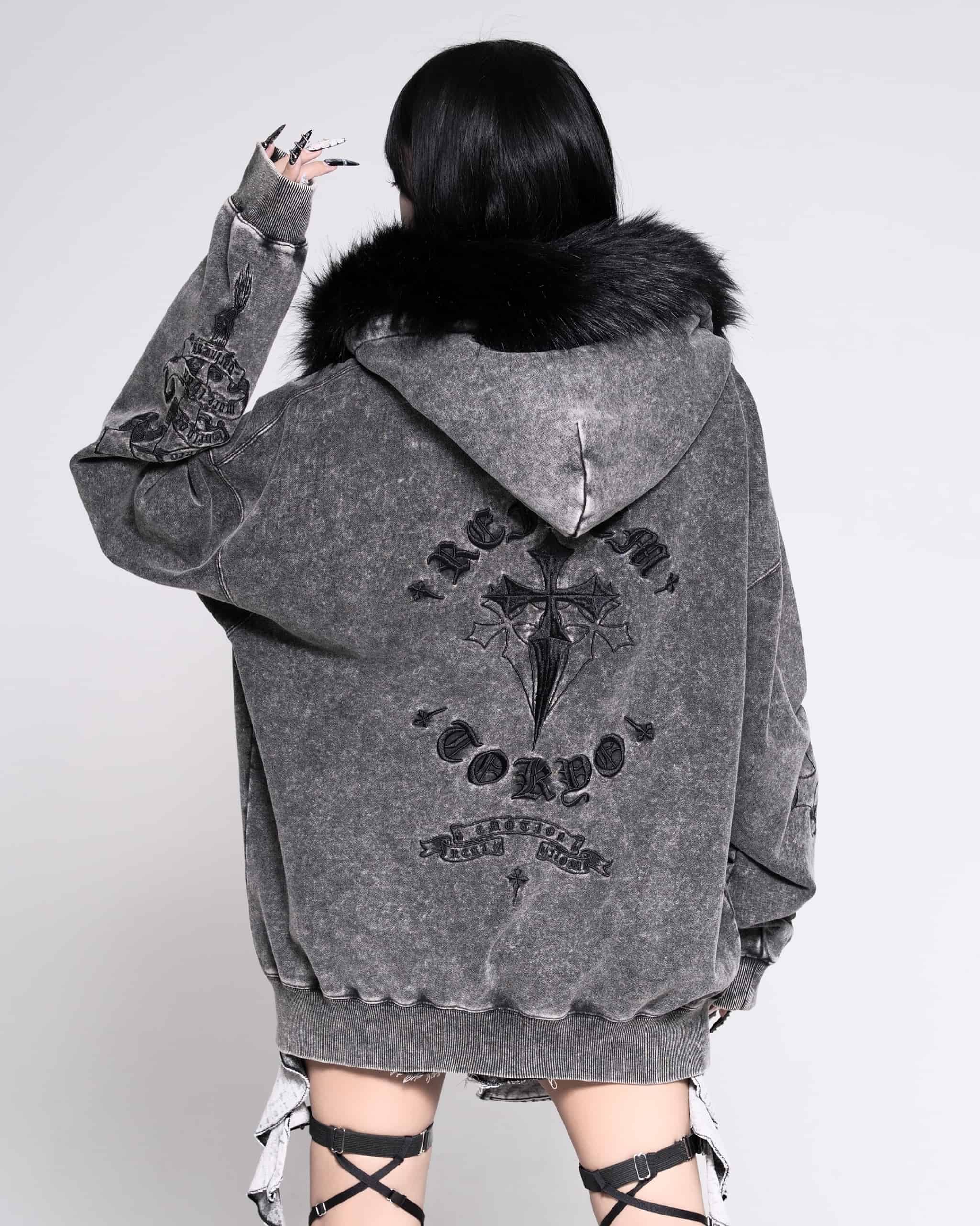REFLEM【レフレム】ファー付きクロス刺繍ジップパーカー/全3色