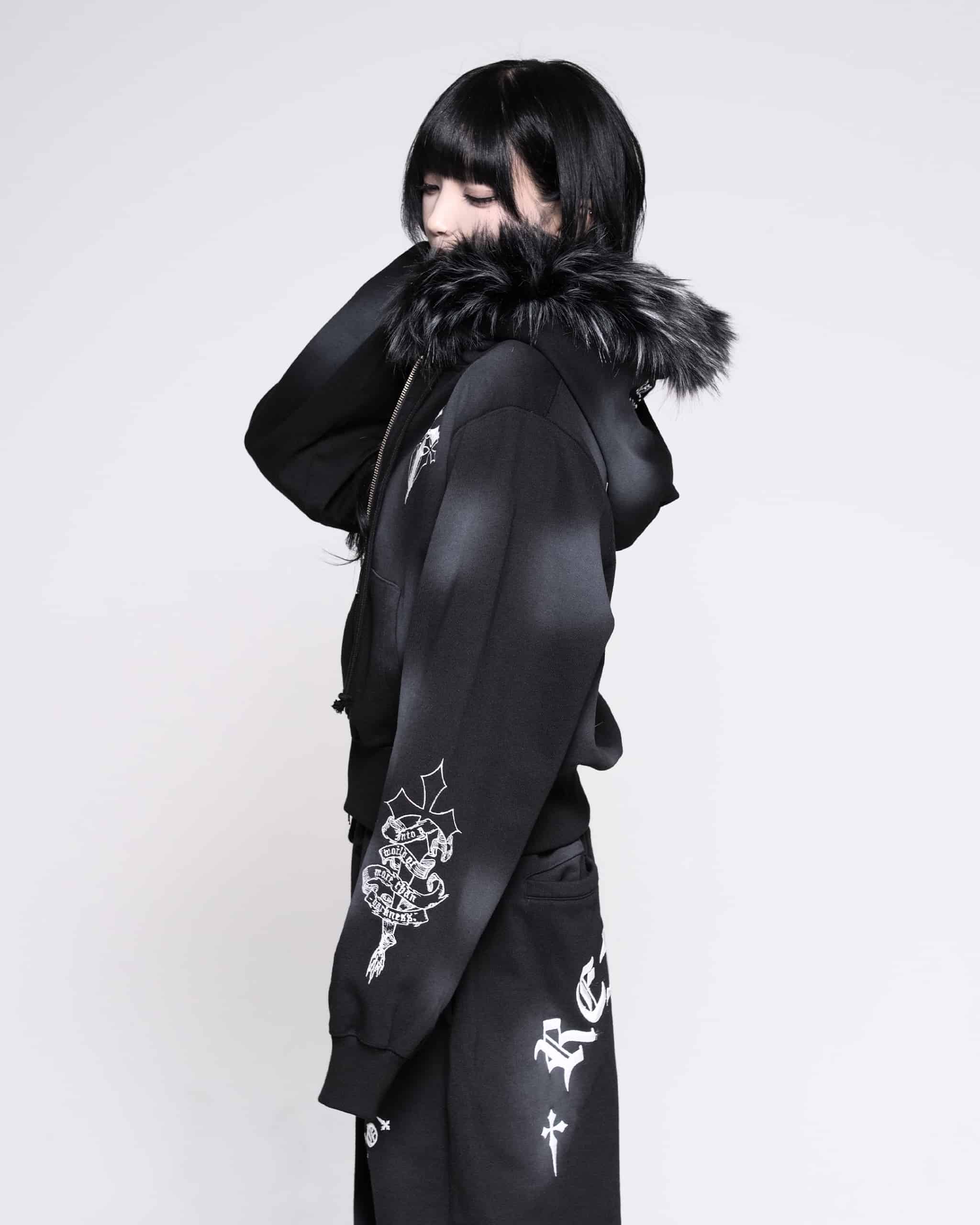 REFLEM【レフレム】ファー付きクロス刺繍クロップドジップパーカー/全3色